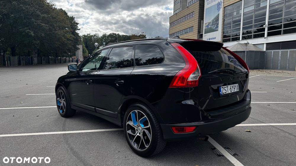 Volvo XC 60 DRIVe Momentum - 2
