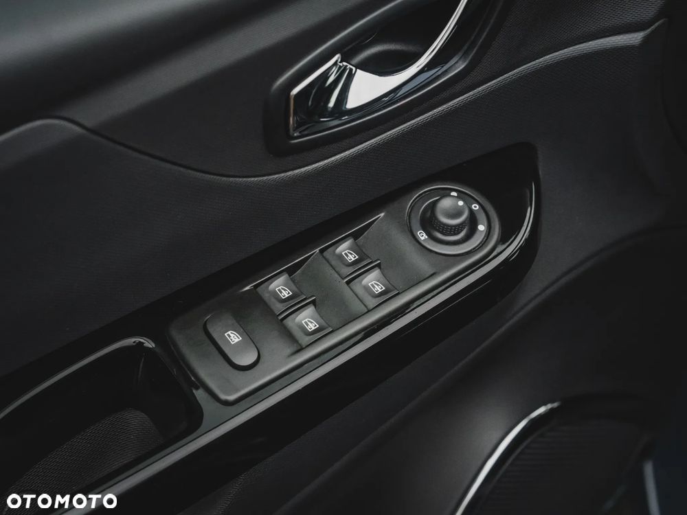 Renault Captur ENERGY TCe 120 EDC LIMITED - 22