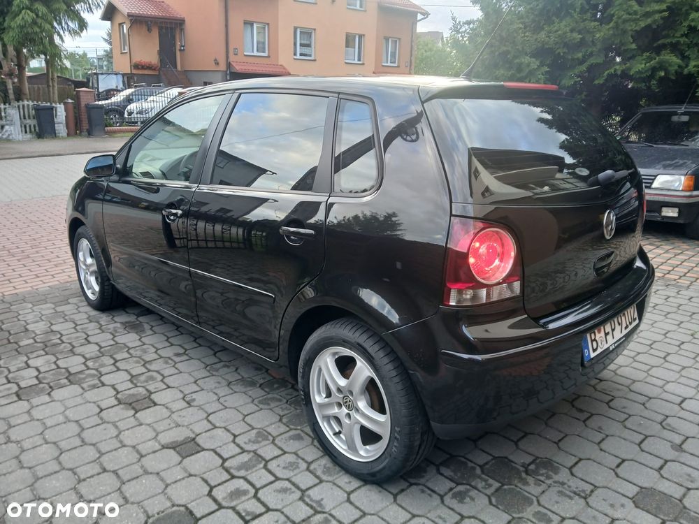 Volkswagen Polo 1.4 Comfortline - 2
