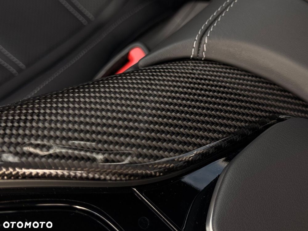 Mercedes-Benz AMG GT 63 4MATIC+ - 28