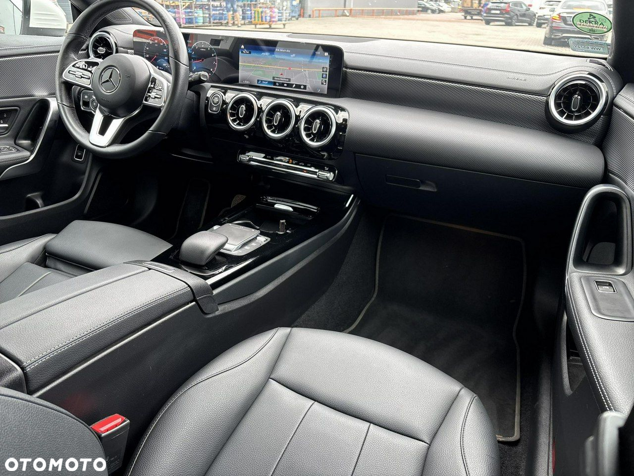 Mercedes-Benz CLA - 16