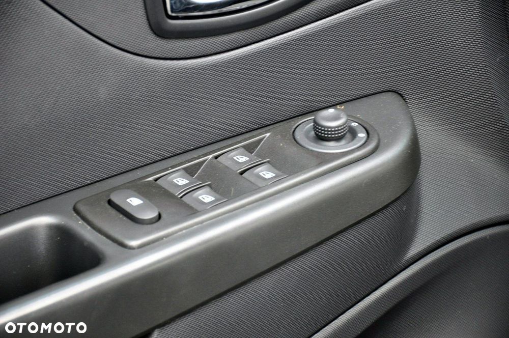Renault Captur - 36