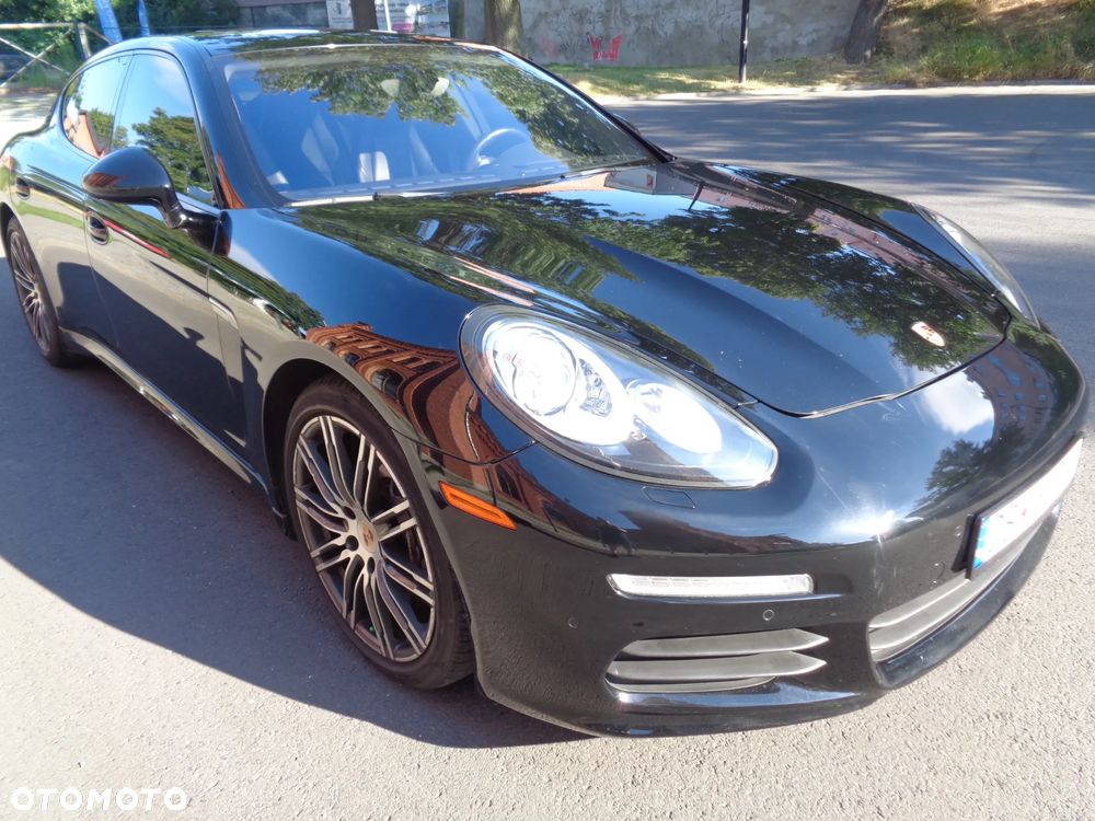 Porsche Panamera 4 - 13