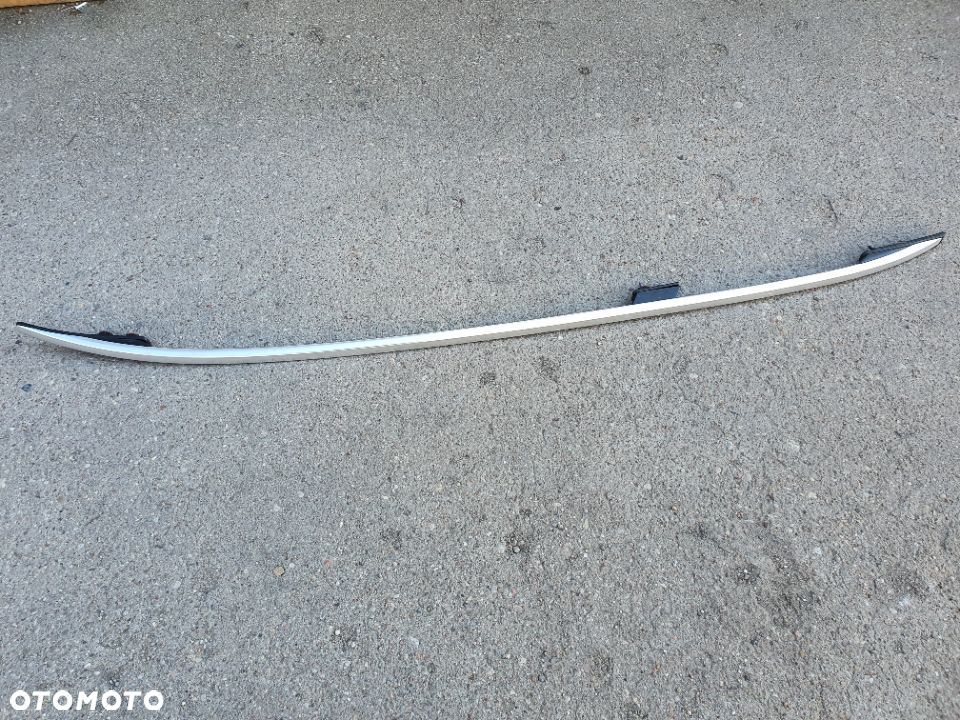 Mercedes C klasa 204 kombi prawy reling dachowy lifting