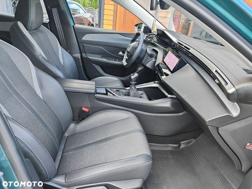 Peugeot 308 1.2 PureTech Allure Pack S&S - 22