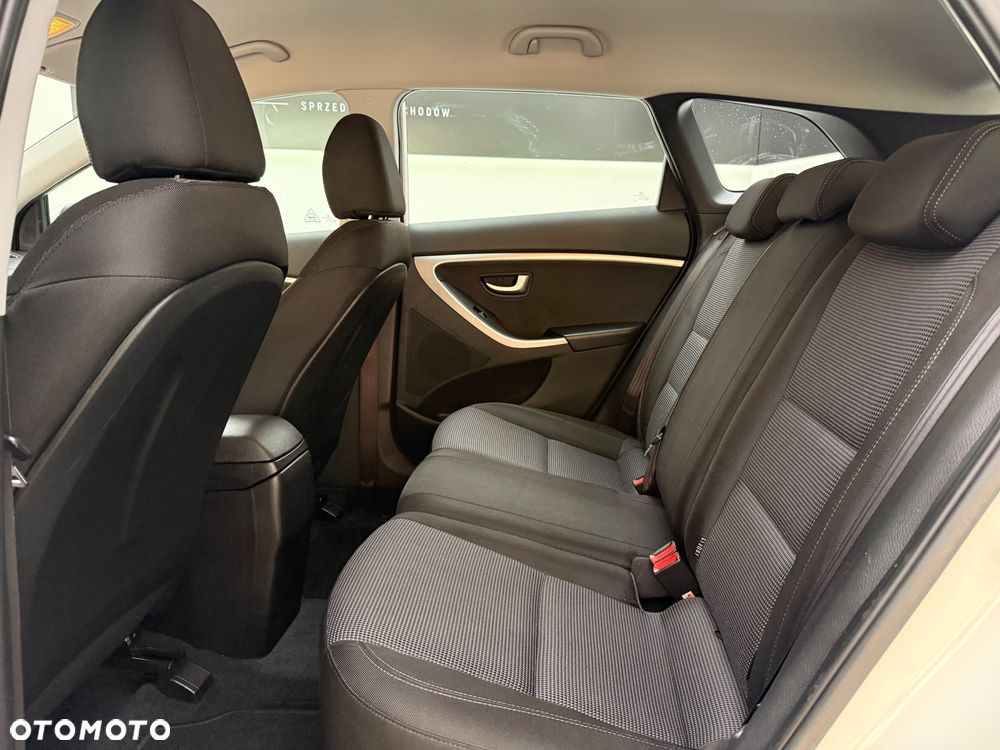 Hyundai i30 1.6 Classic - 25