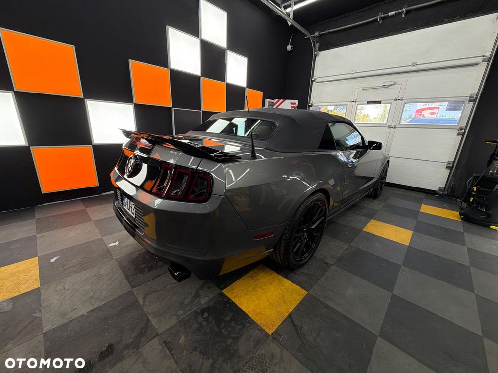 Ford Mustang 3.7 V6 Premium - 20