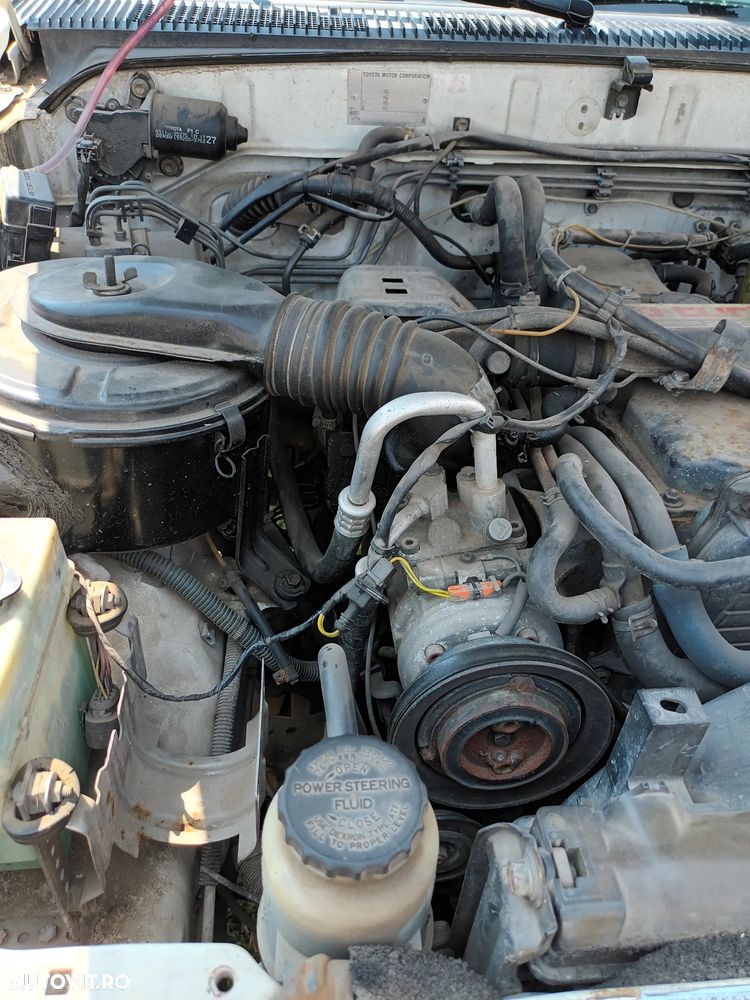 Toyota Hilux - 27