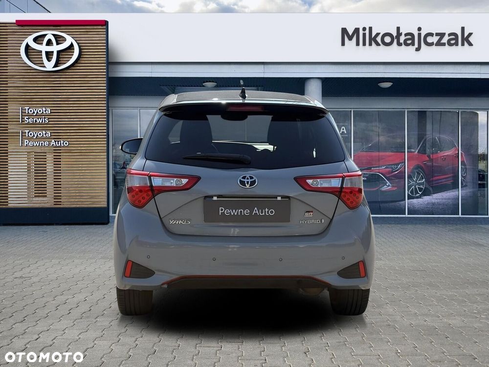 Toyota Yaris - 8