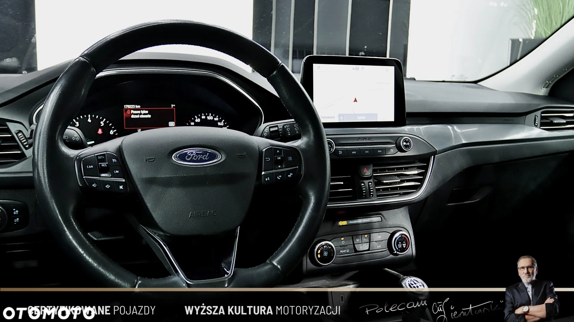 Ford Focus 1.0 EcoBoost Active Business - 17
