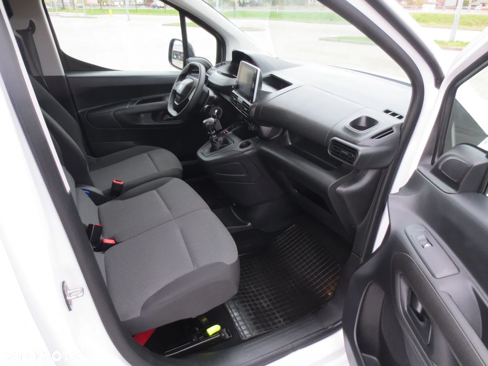 Peugeot PARTNER LONG ORYGINAŁ LAKIER i NISKI PRZEBIEG SALON PL. - 13