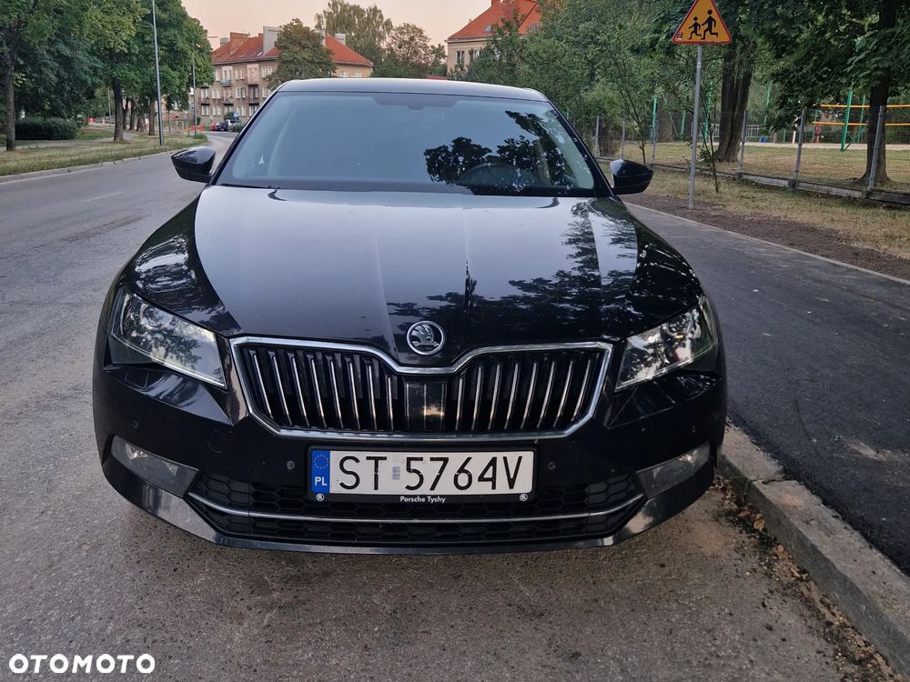 Skoda Superb 1.4 TSI ACT Ambition - 4