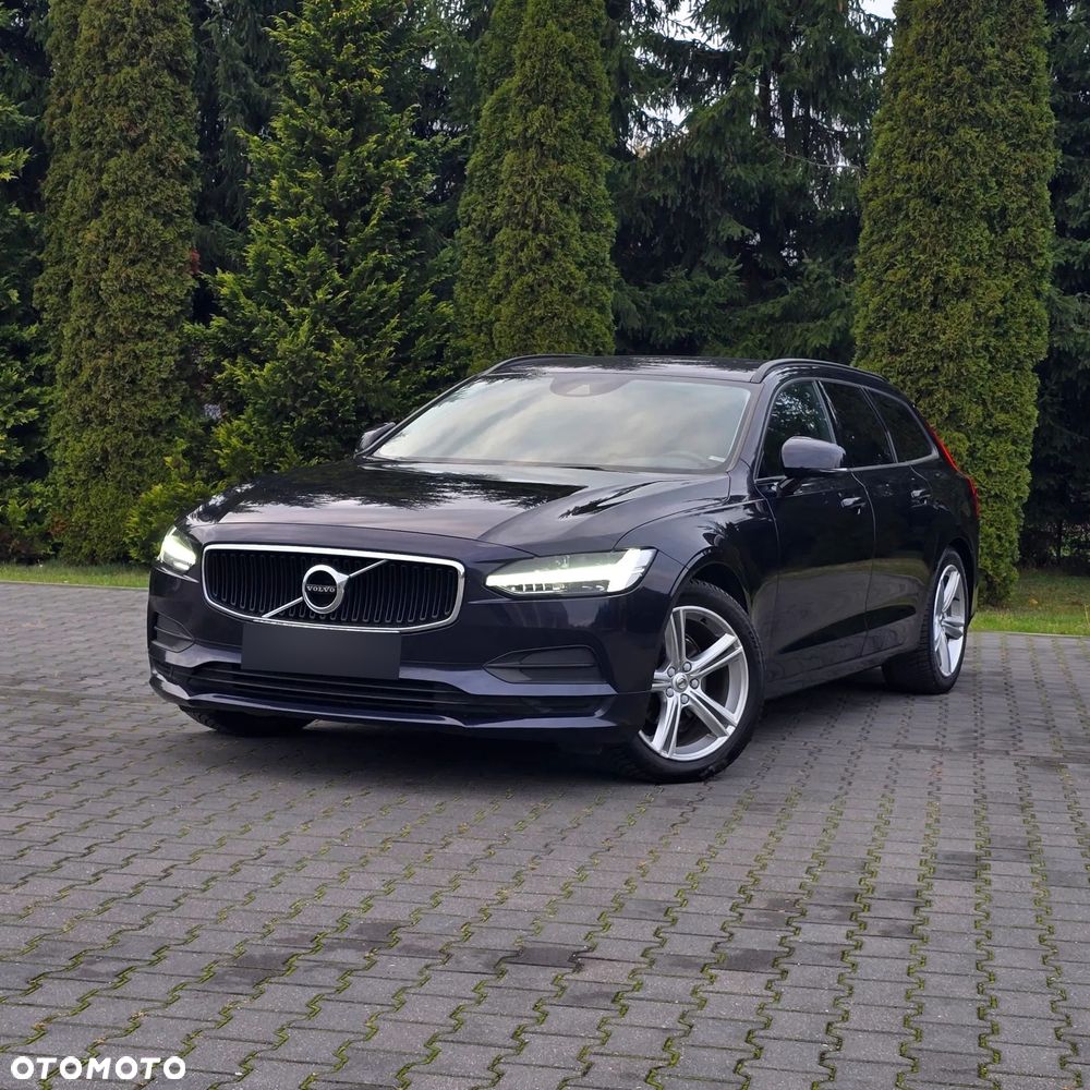 Volvo V90 D3 Momentum Pro - 2