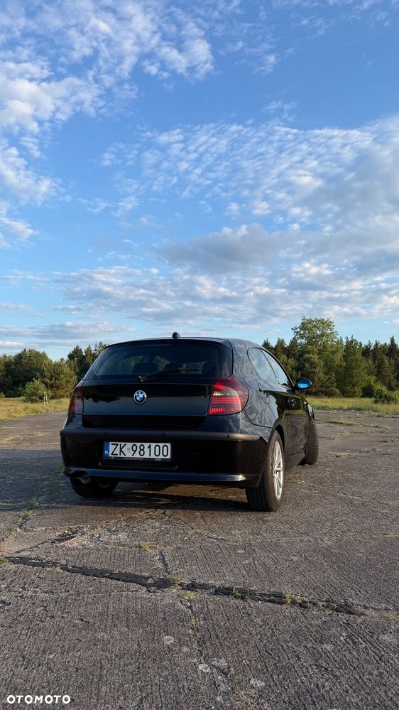 BMW Seria 1 118d DPF - 8