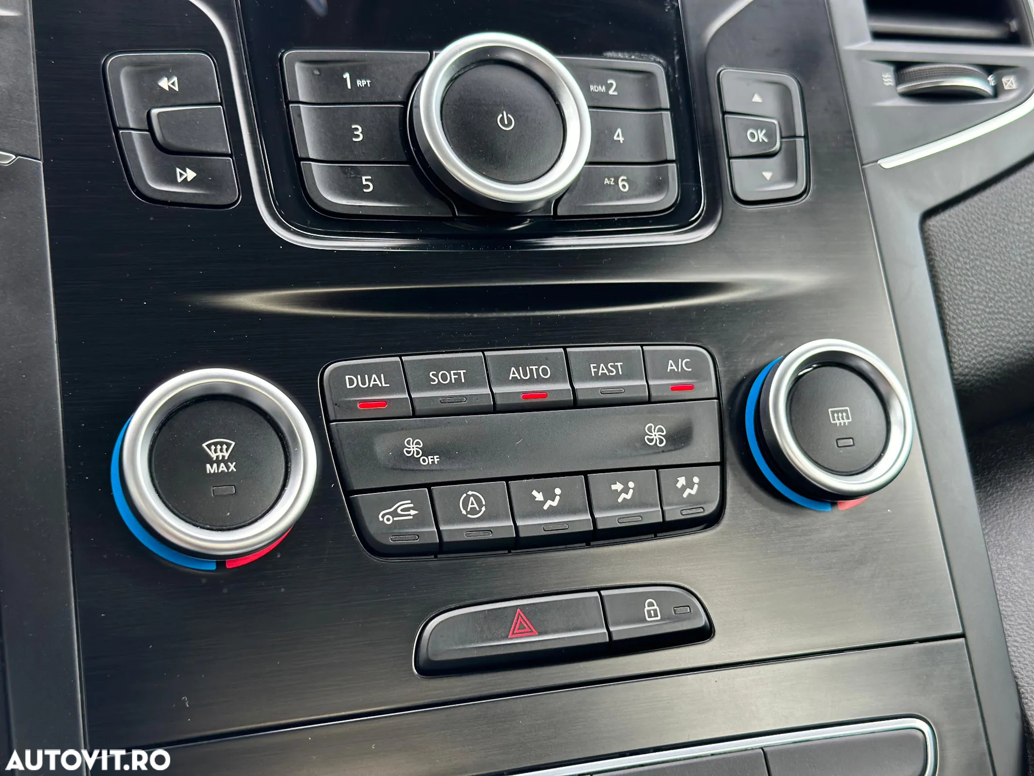 Renault Megane TCe EDC Zen - 19