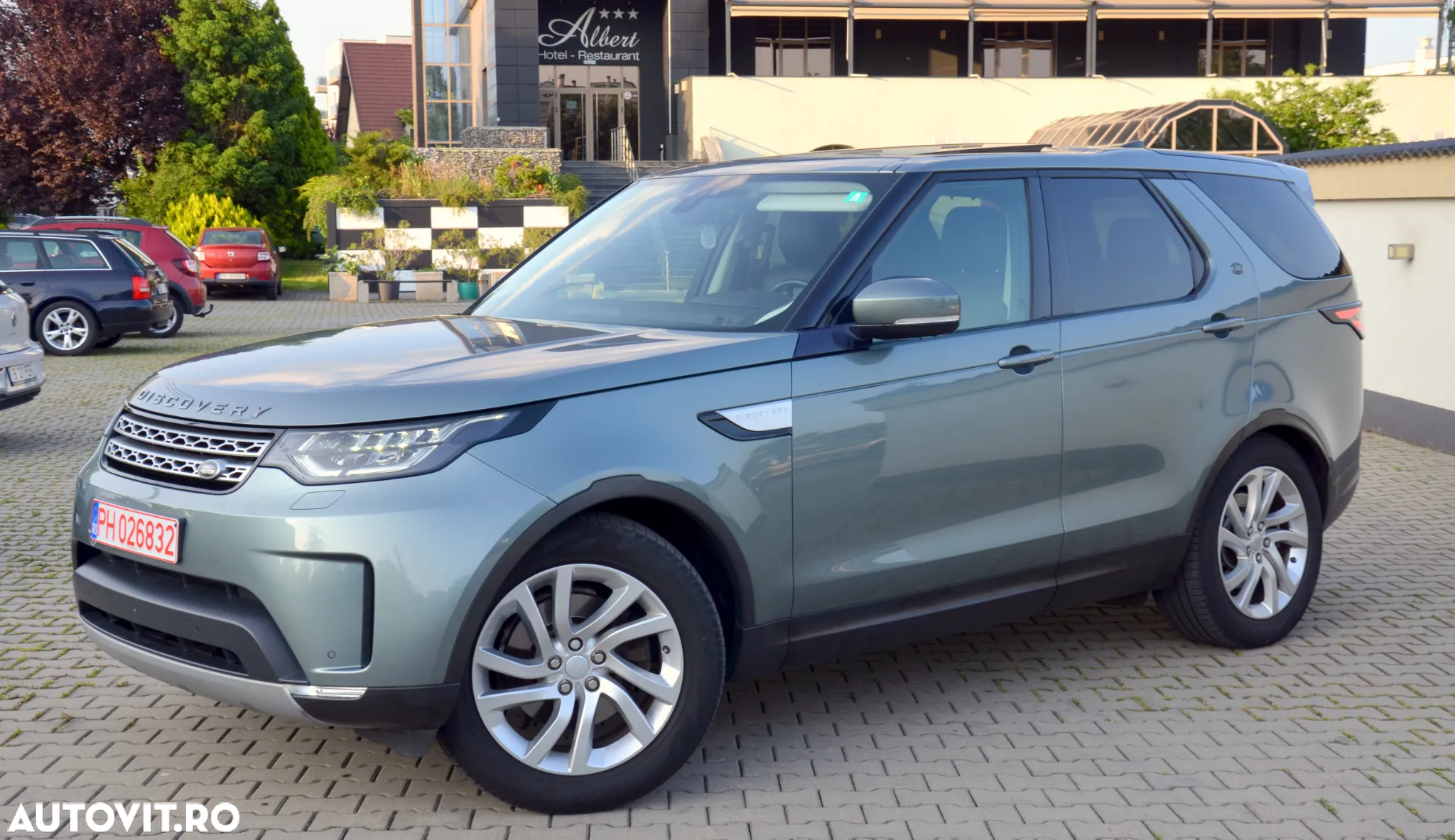 Land Rover Discovery 2.0 L SD4 Ingenium HSE Luxury - 3