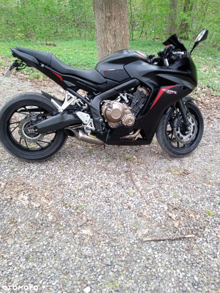 Honda CBF - 1