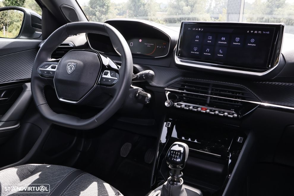Peugeot 2008 1.2 Allure - 10