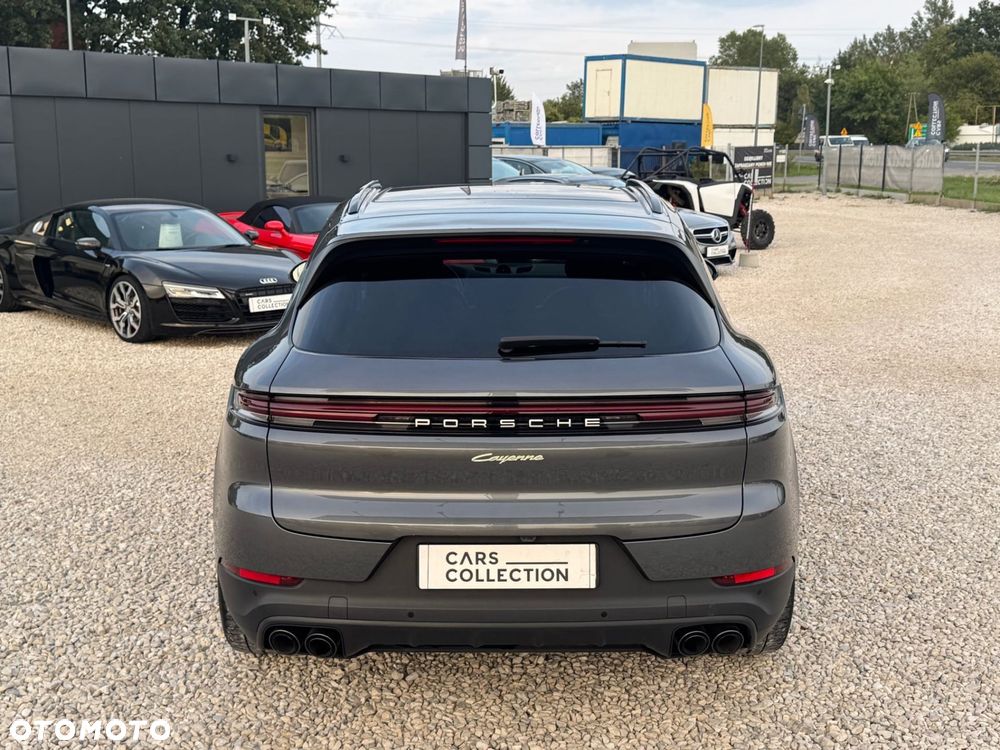 Porsche Cayenne - 6