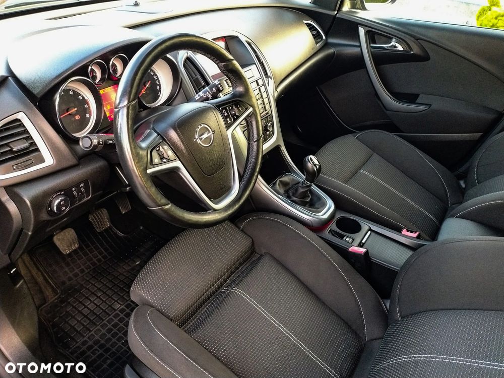 Opel Astra 1.4 Turbo Innovation - 31