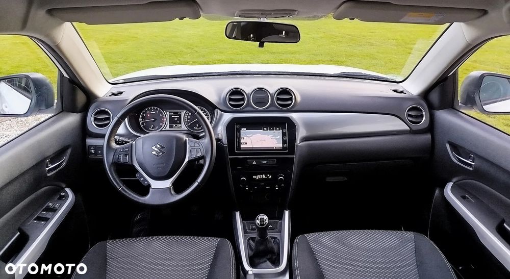 Suzuki Vitara 1.6 Premium 2WD - 10