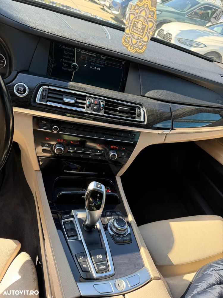 BMW Seria 7 740d xDrive Aut. - 20