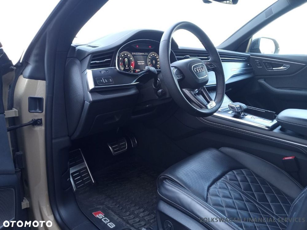 Audi SQ8 - 9