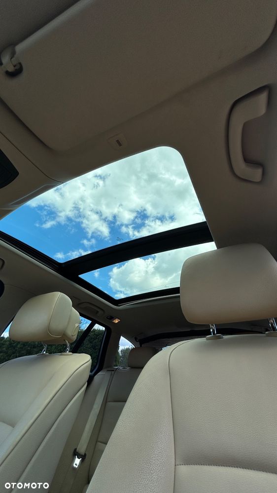 BMW Seria 5 520d Luxury Line - 26