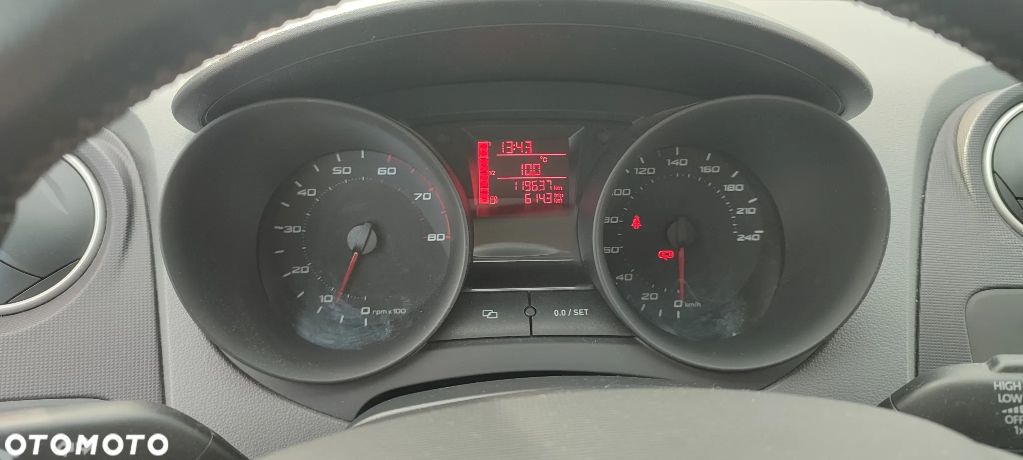 Seat Ibiza 1.4 16V Reference - 13