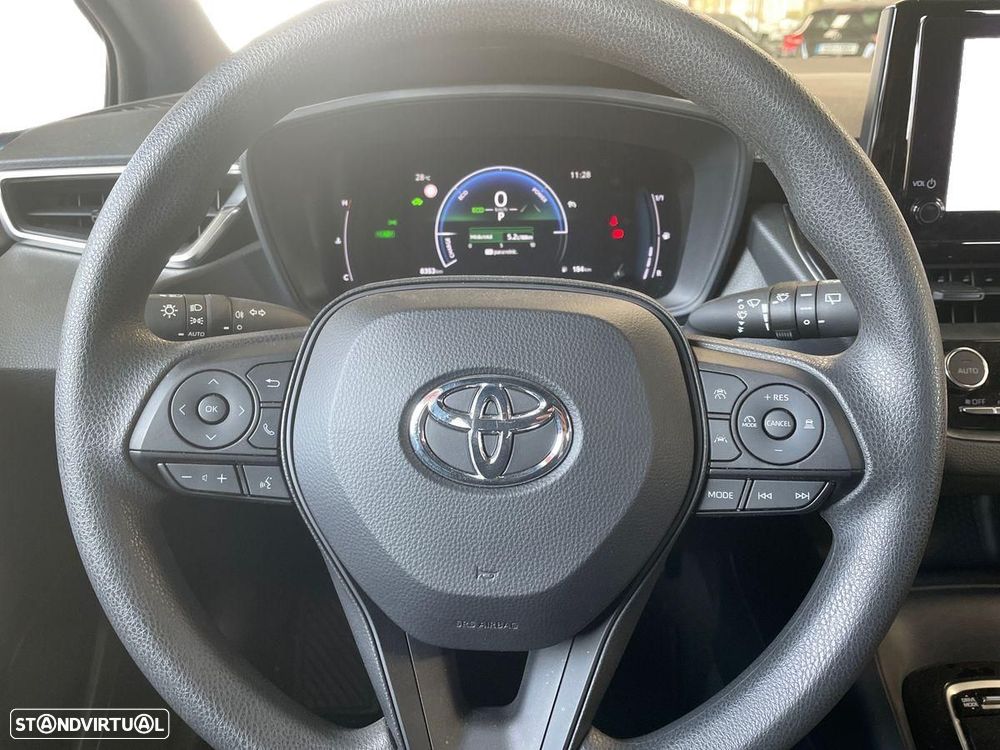 Toyota Corolla Touring Sports - 13