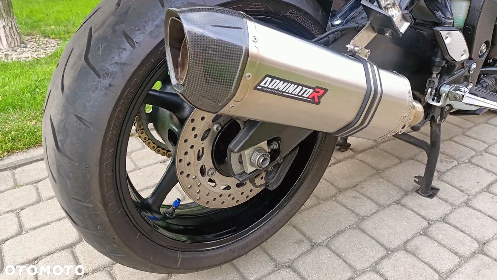 Yamaha FZ8 - 3