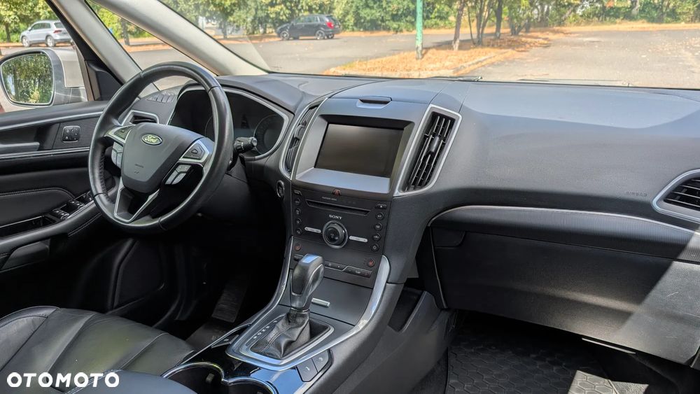 Ford S-Max 2.0 TDCi 4WD Titanium PowerShift - 12