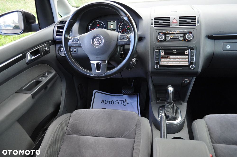 Volkswagen Touran - 9