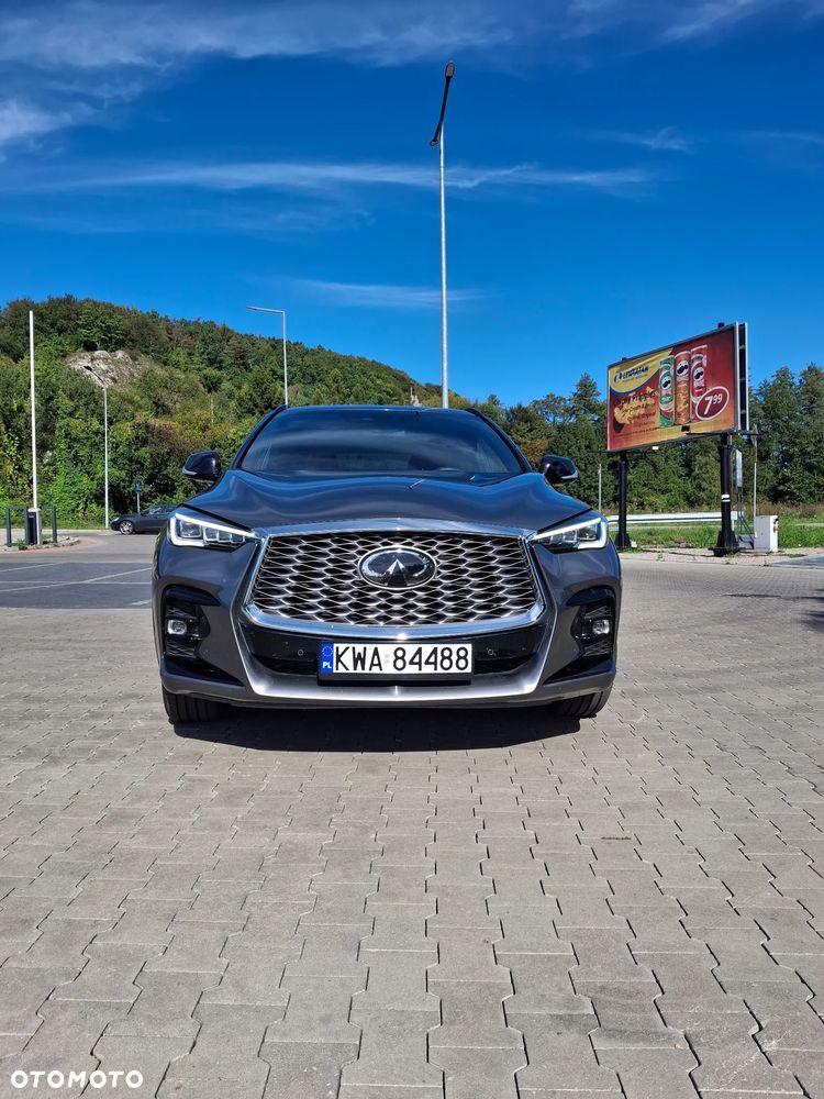 Infiniti QX55