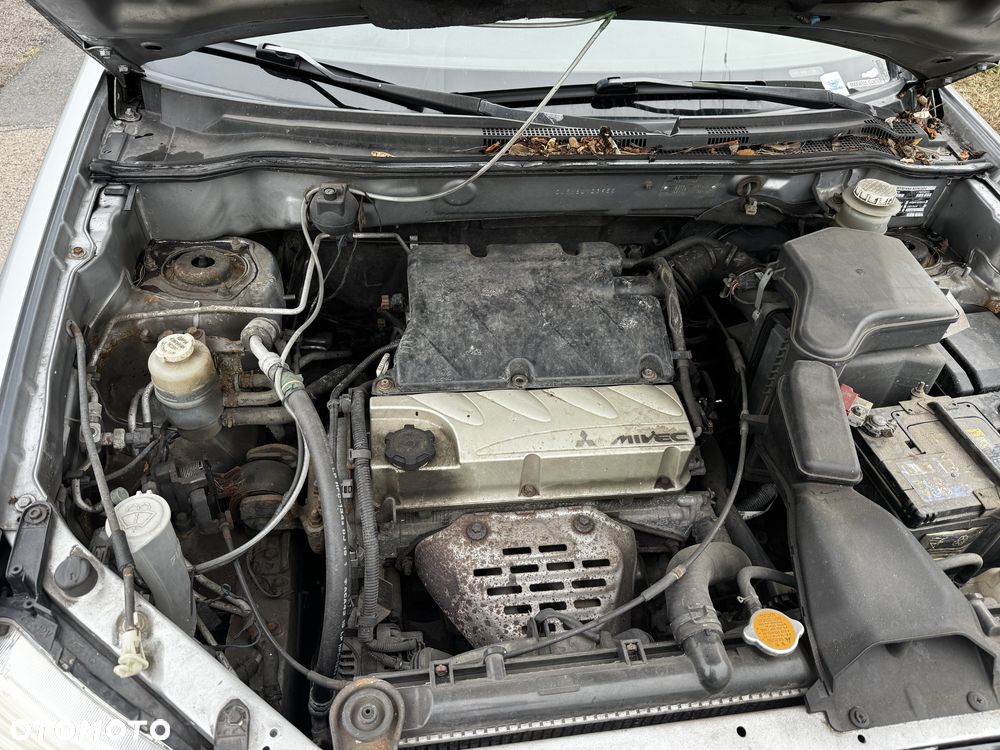 Mitsubishi Outlander - 7