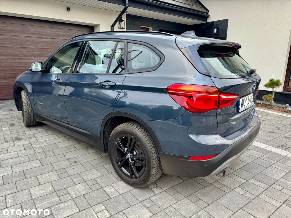 BMW X1 sDrive18i Advantage - 8