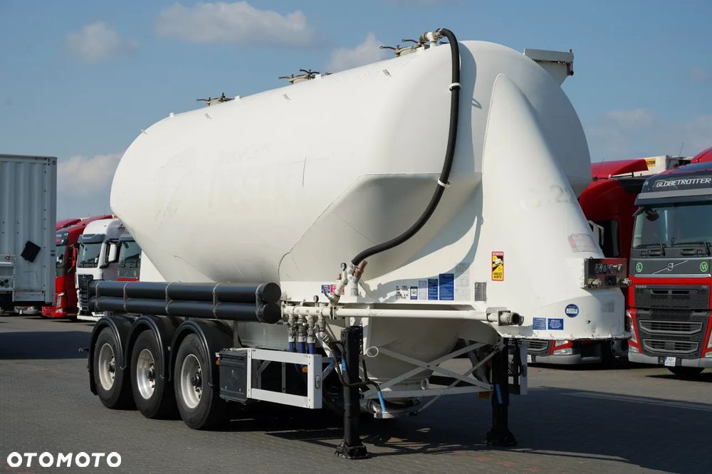 Feldbinder / CEMENTONACZEPA / 3 KOMORY / 36 000 L / SILOS / DO MATERIAŁÓW SYPKICH / ALUFELGI - 2
