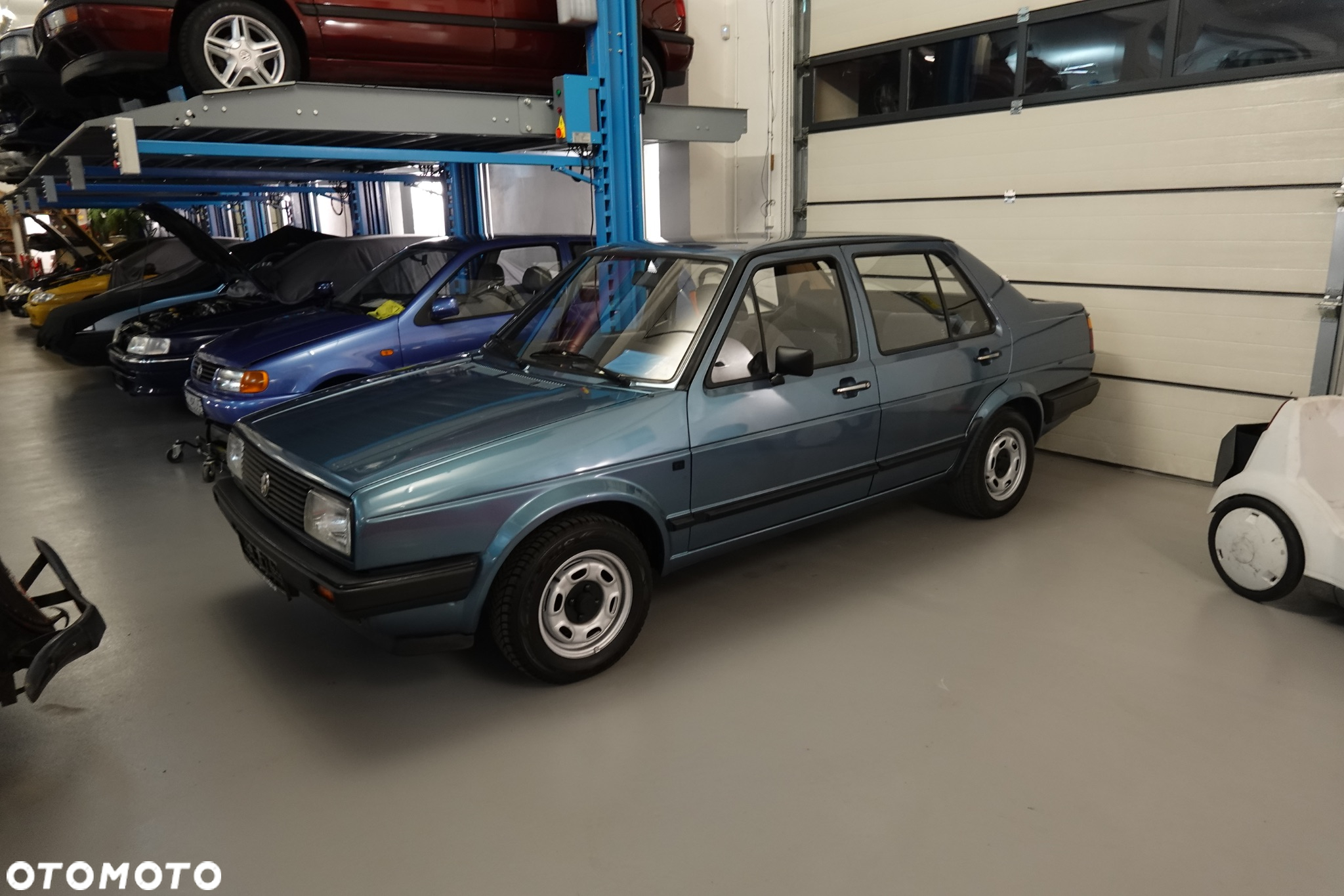Volkswagen Jetta 1.3 CL - 12
