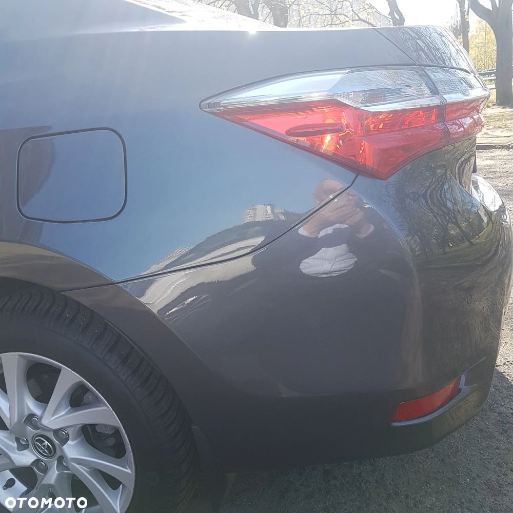 Toyota Corolla 1.6 Classic Plus - 25