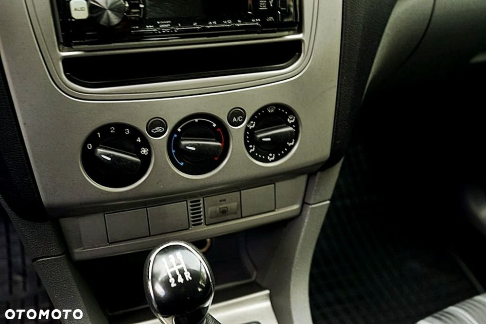 Ford Focus - 18