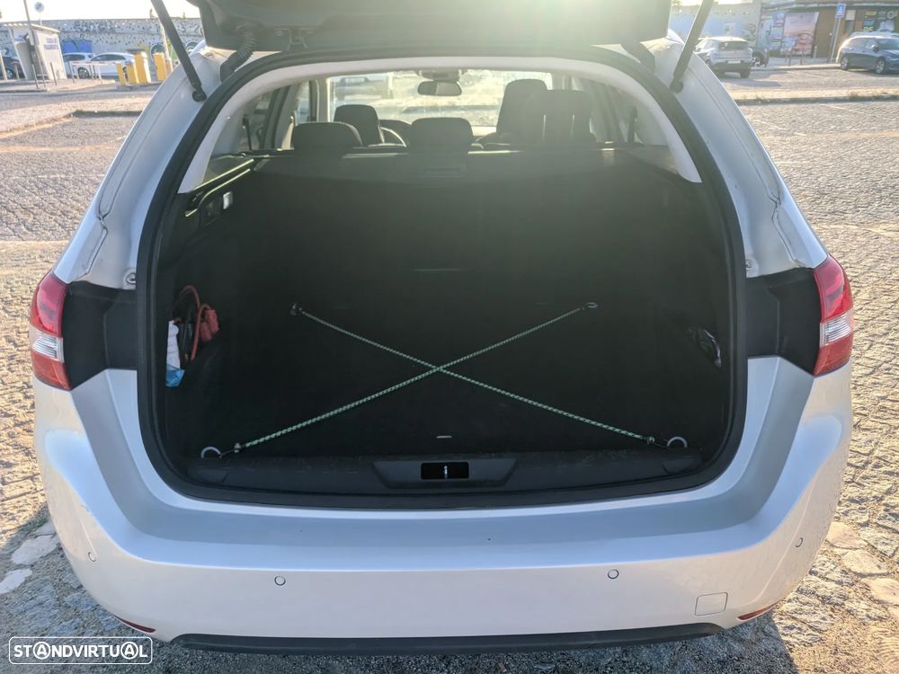 Peugeot 308 SW - 6