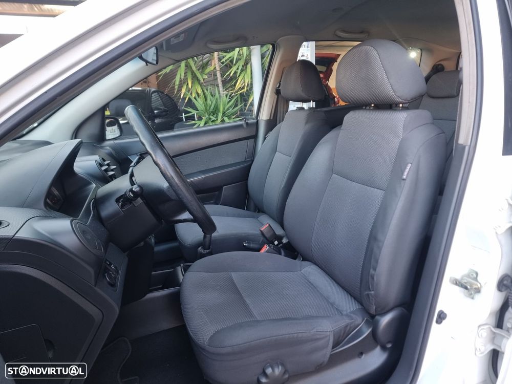 Chevrolet Aveo 1.2 L - 3