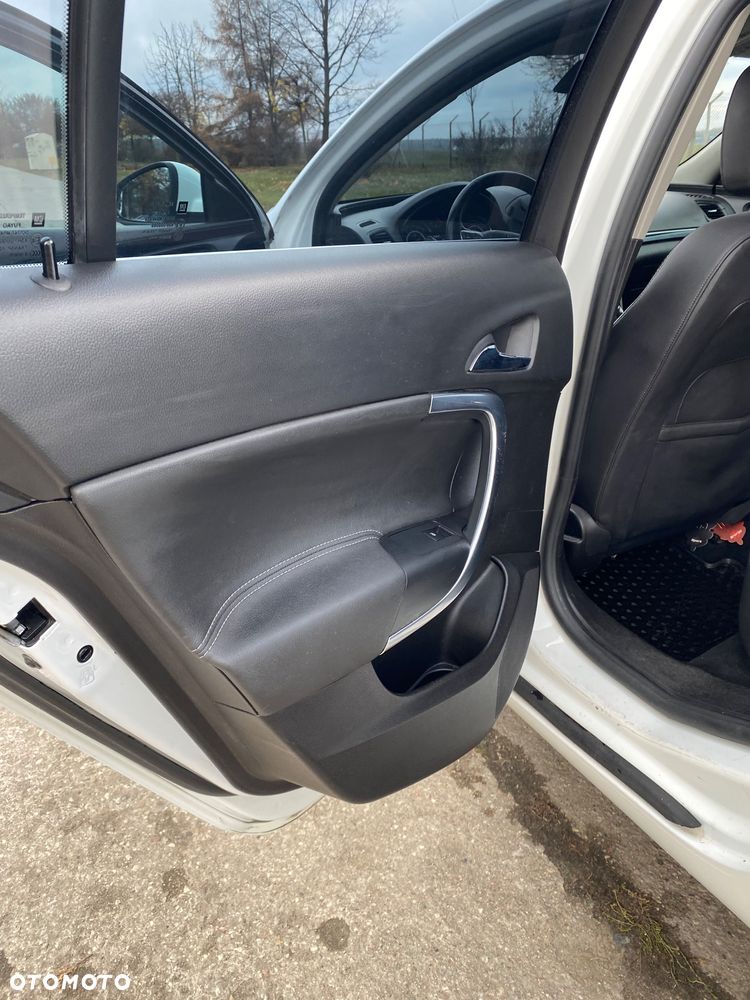 Opel Insignia 2.0 CDTI Cosmo S&S - 28