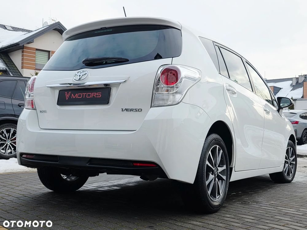 Toyota Verso 1.6 D-4D Premium - 22