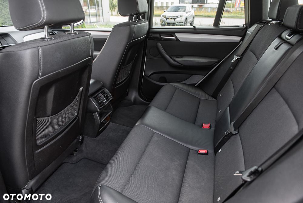 BMW X3 xDrive20d - 30