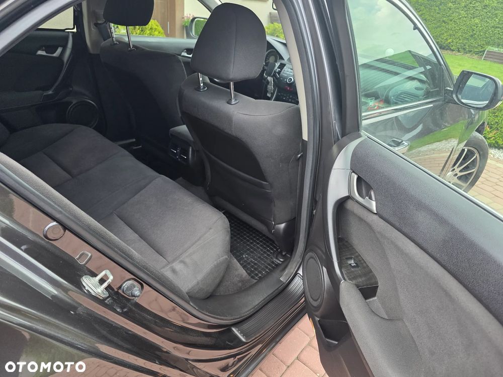 Honda Accord 2.0 Executive - 15