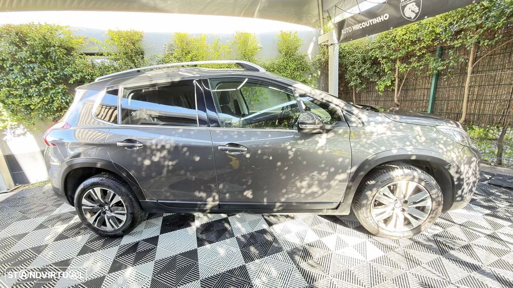 Peugeot 2008 BlueHDi 100 Allure - 12