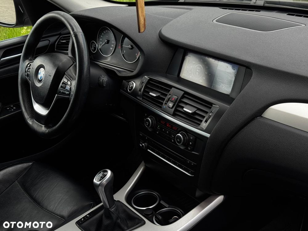 BMW X3 xDrive20d - 29