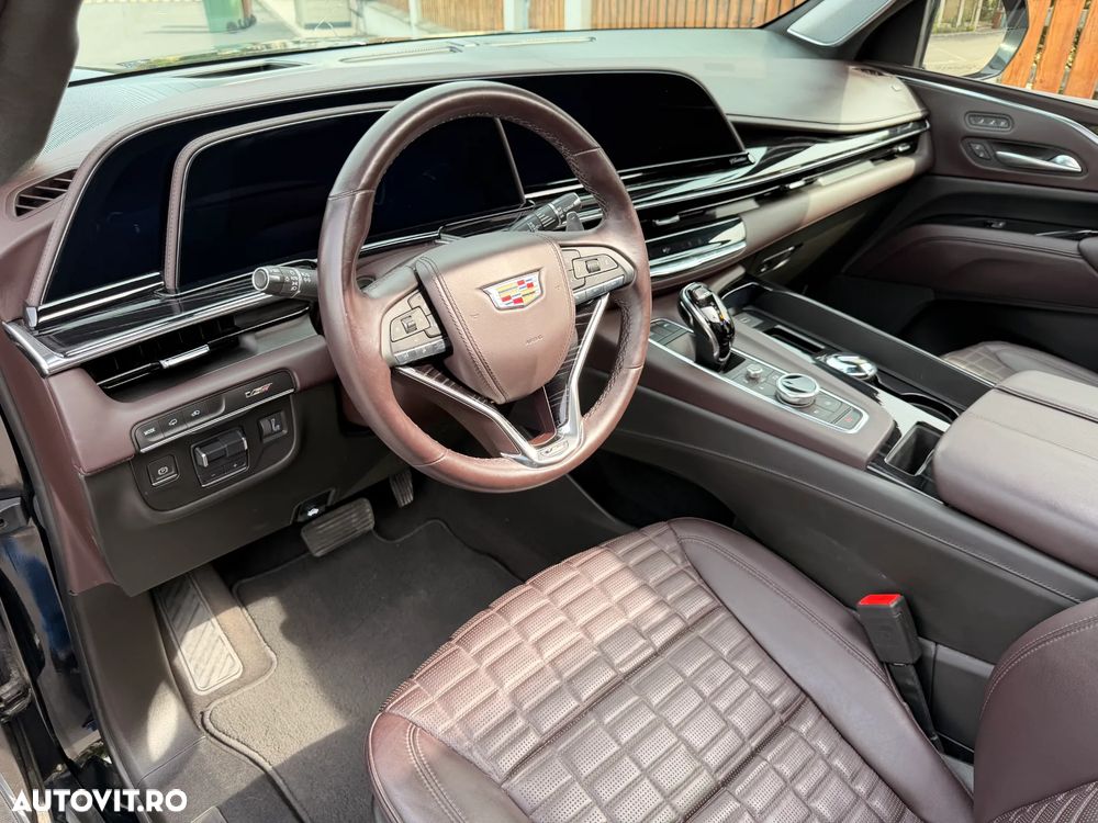 Cadillac Escalade - 29