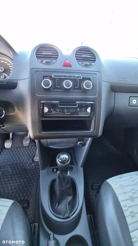 Volkswagen Caddy - 7